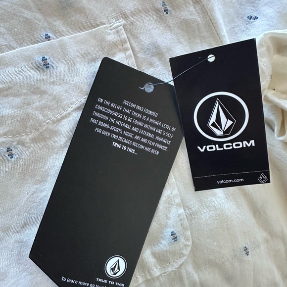 Volcom Men's Cream and Blue Casual Button Down Shirt-New with Tags - Picture 10 of 10